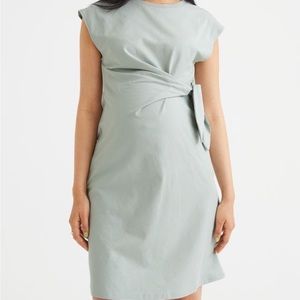 H&M Mama. Maternity dress.